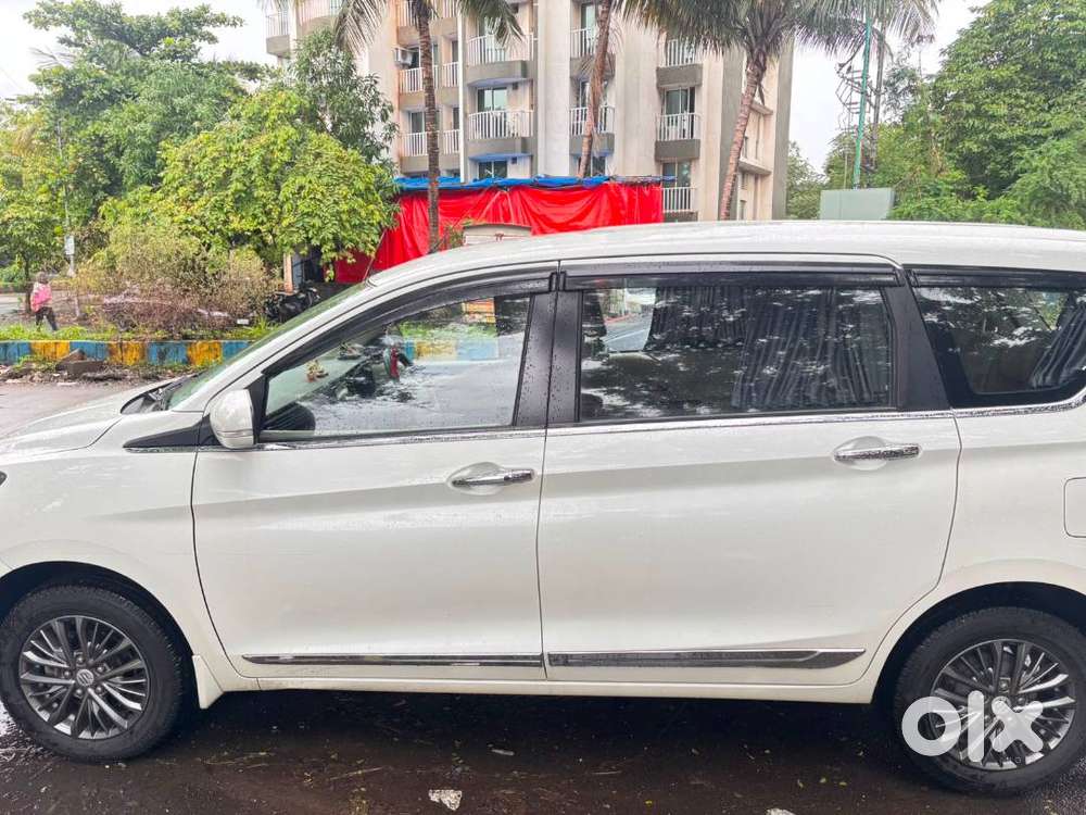Maruti Suzuki Ertiga Zxi Plus (smart Hybrid) &ndash; Just 29,000 Km  Excell
