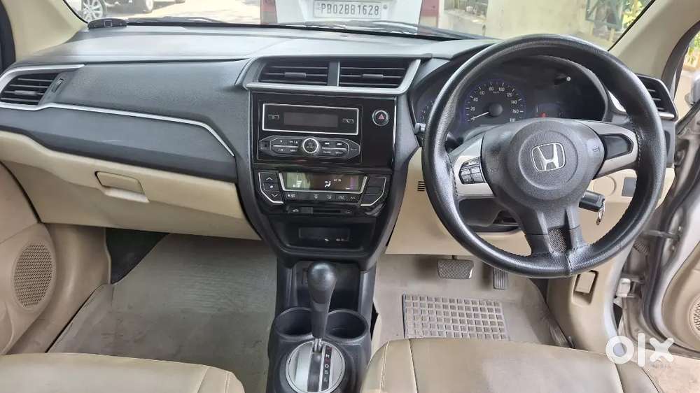Honda Amaze 2017 Petrol Well Maintained