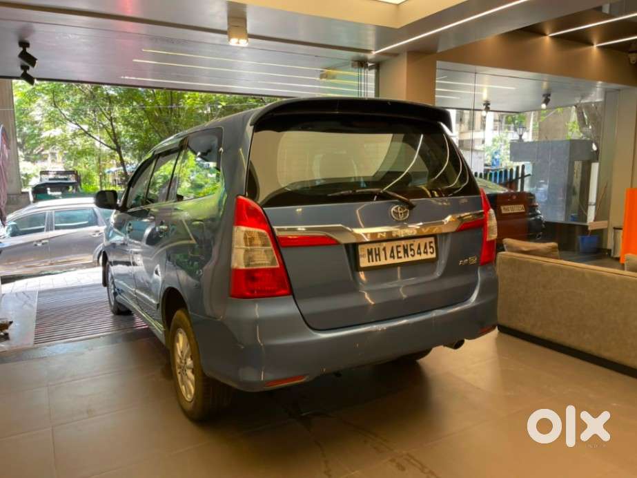 Toyota Innova 2.5 Zx Diesel 7 Seater Bsiii, 2014, Diesel
