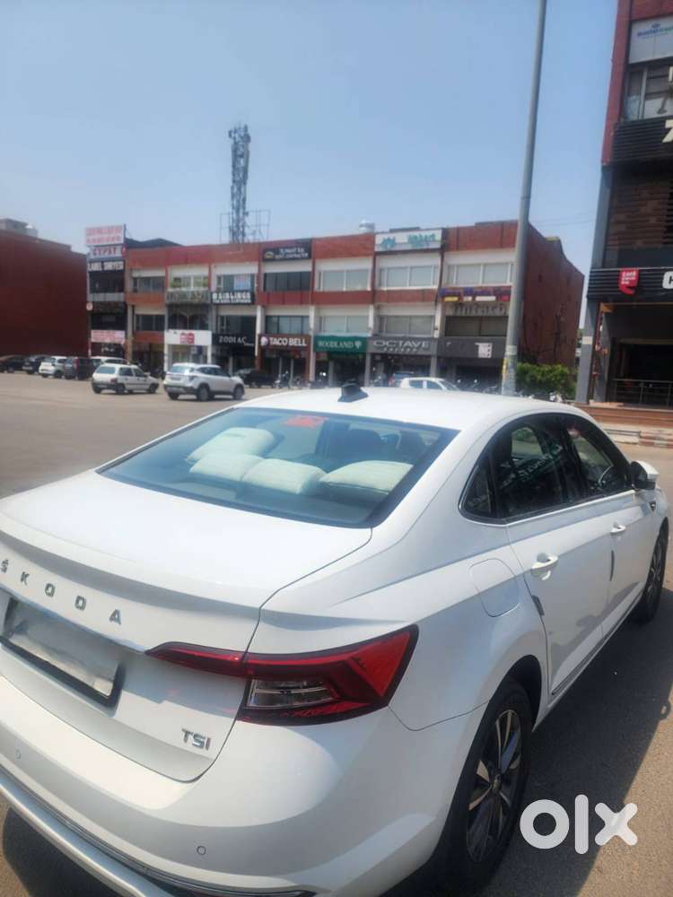 For Sale: Skoda Slavia 1.5 Tsi Style Anniversary Edition (top Model)