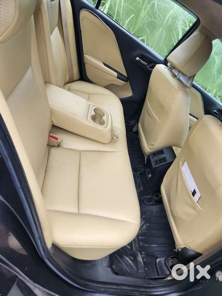 Honda City 1.5 V 2017