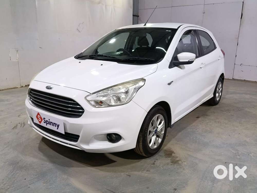 Ford Figo Titanium, 2016, Petrol