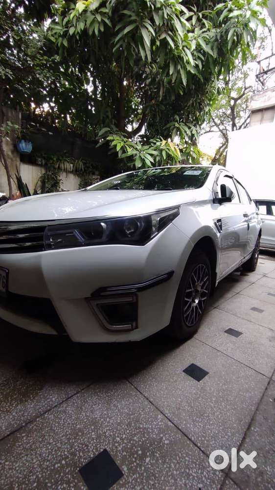 Toyota Corolla Altis 2014 Petrol Automatic Well Maintained