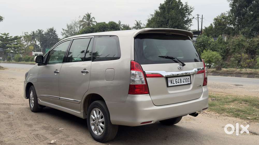 Toyota Innova 2.5 V 7 Str, 2013, Diesel