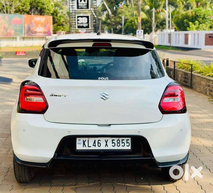 Maruti Suzuki Swift 1.2 Vxi (o), 2022, Petrol