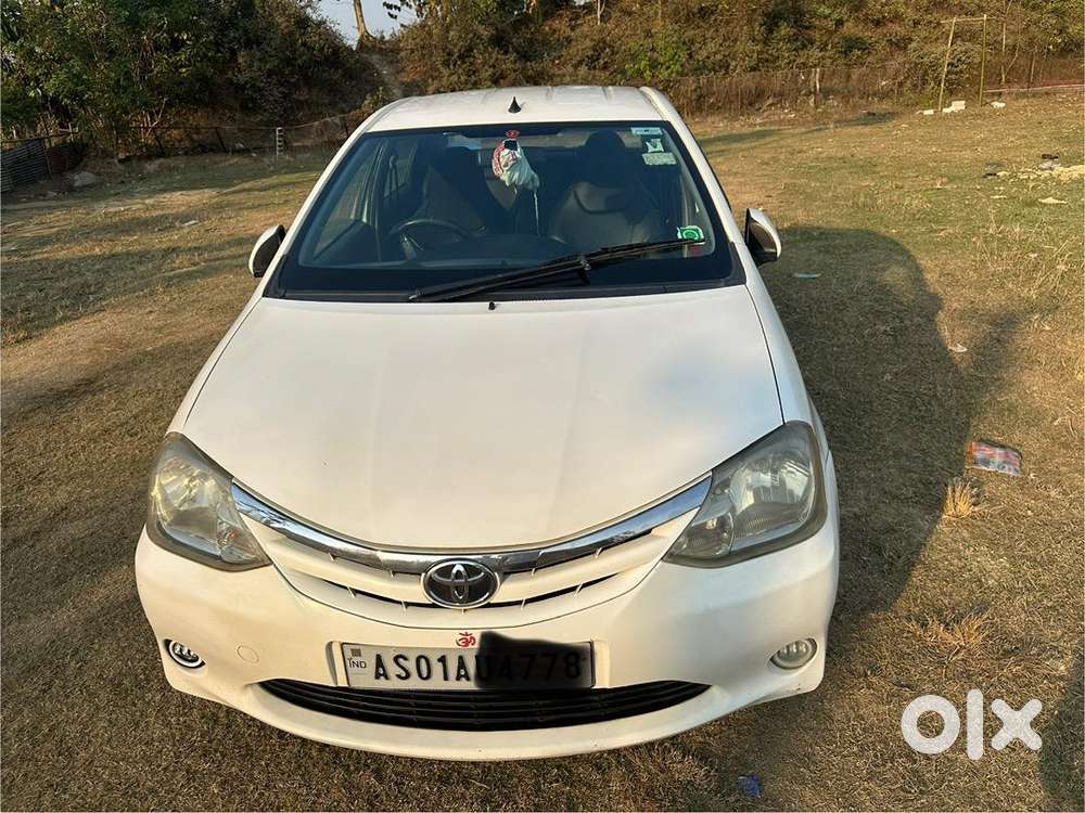 Toyota Etios 2011 Petrol 80000 Km Driven