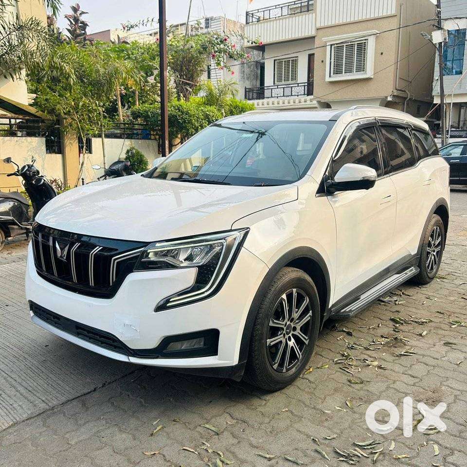 Mahindra Xuv700 2.2 Ax 7 Diesel Mt Luxury Pack Str, 2022, Diesel