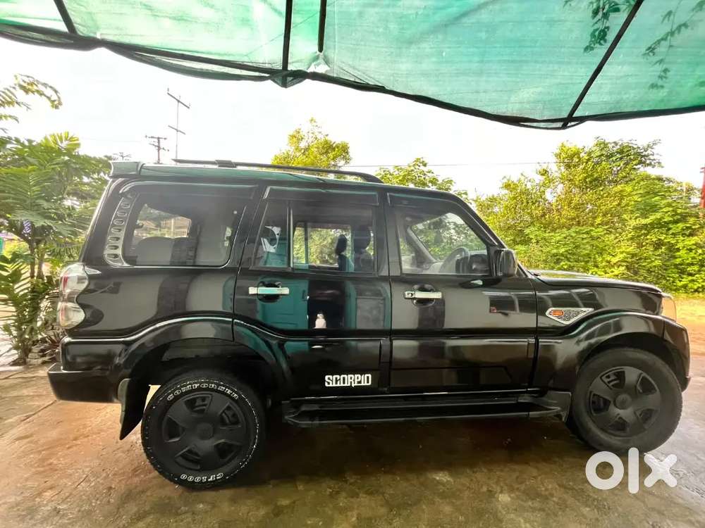 Mahindra Scorpio 2.2 Hybrid 2017