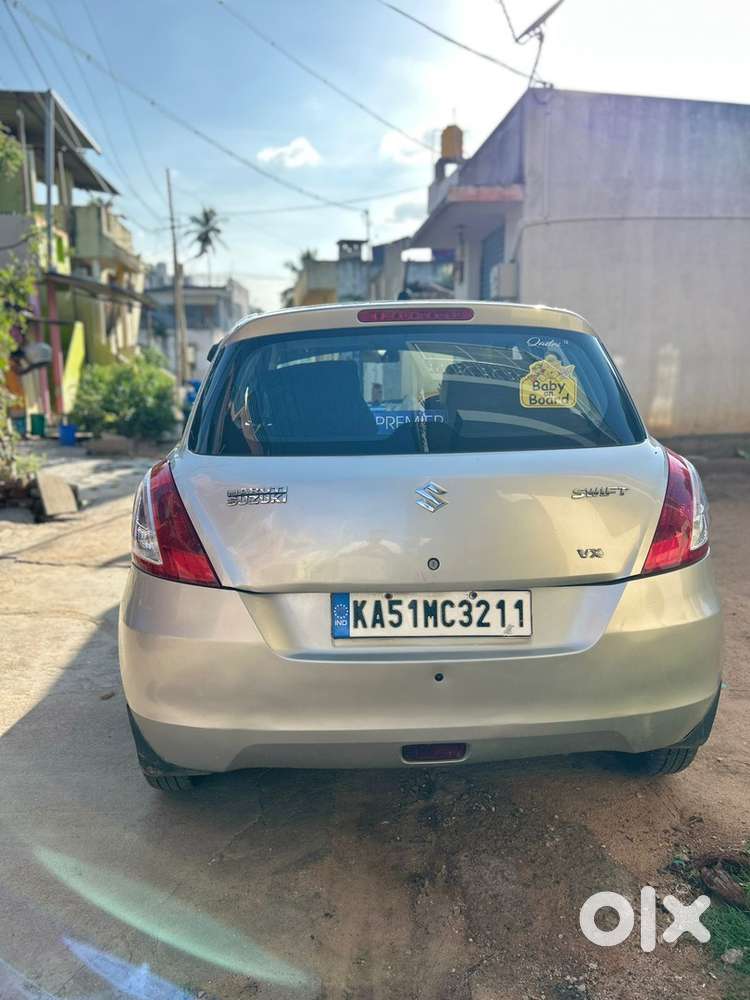 Maruti Suzuki Swift Petrol 2012