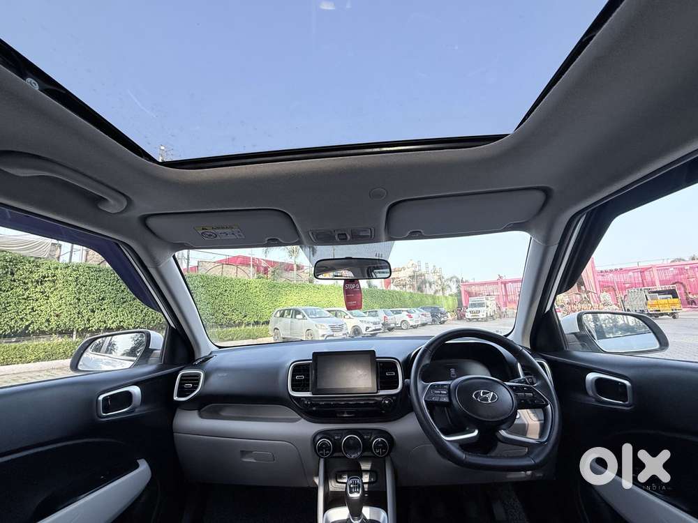 Hyundai Venue Sx Mt, 2023, Diesel