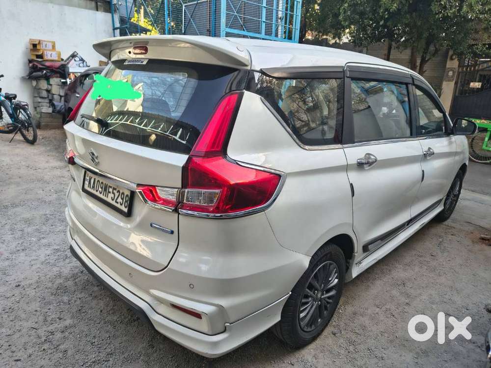 Eritiga Smart High Breed Zxi+ Top End