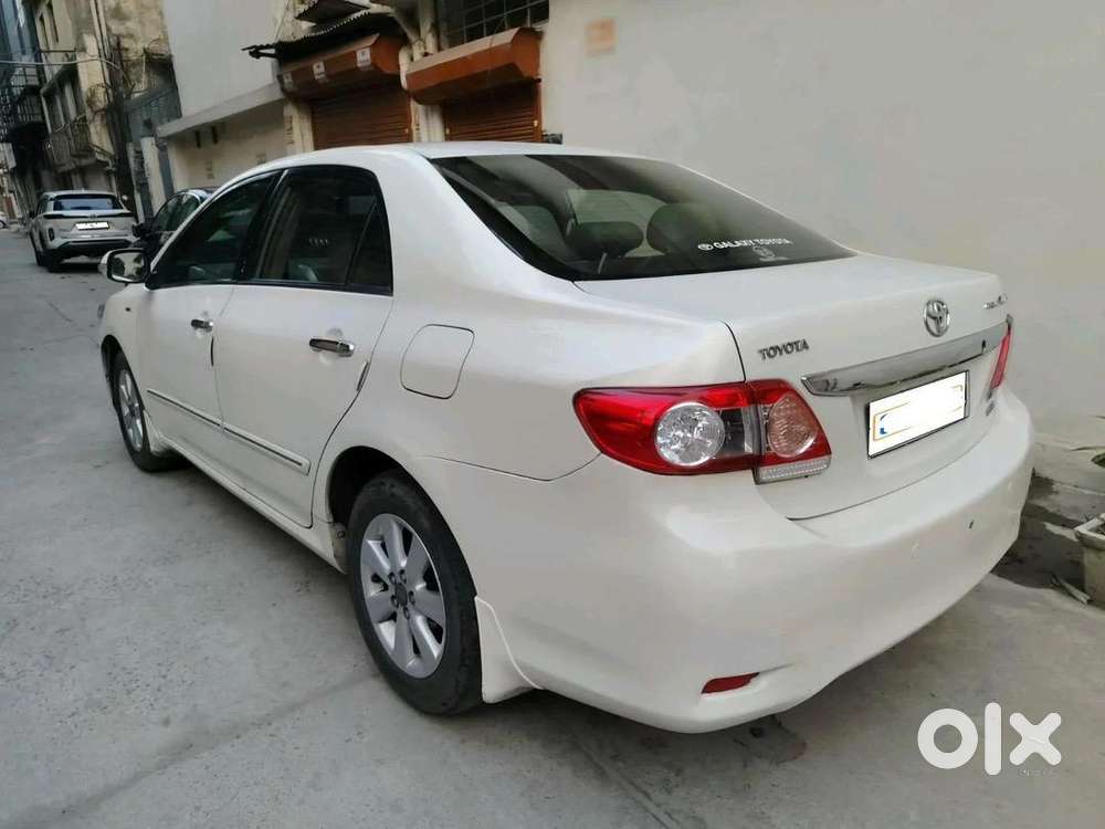 Toyota Corolla Altis G 2011 December Dl Reg