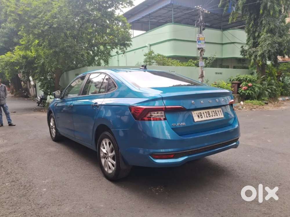 Skoda Slavia Ambition 1.0l Tsi At, 2022, Petrol