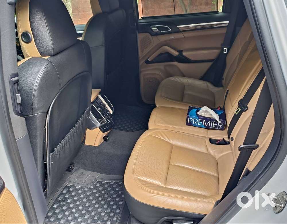 Porsche Cayenne 2016 Diesel Well Maintained