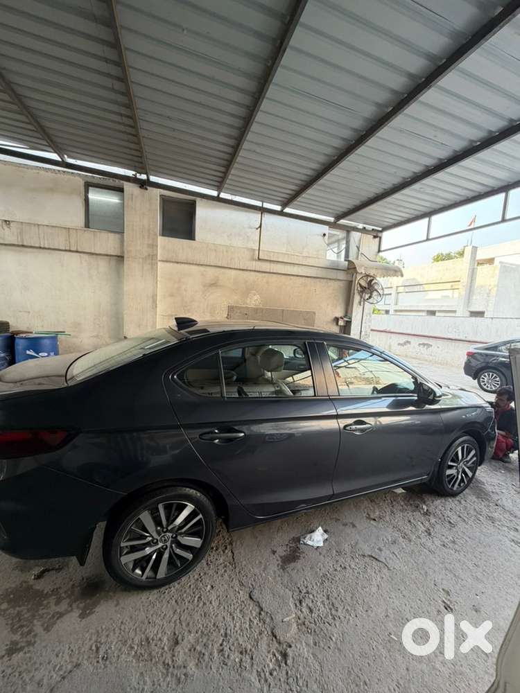 Honda City 1.5 Vx(sunroof) Petrol 2022