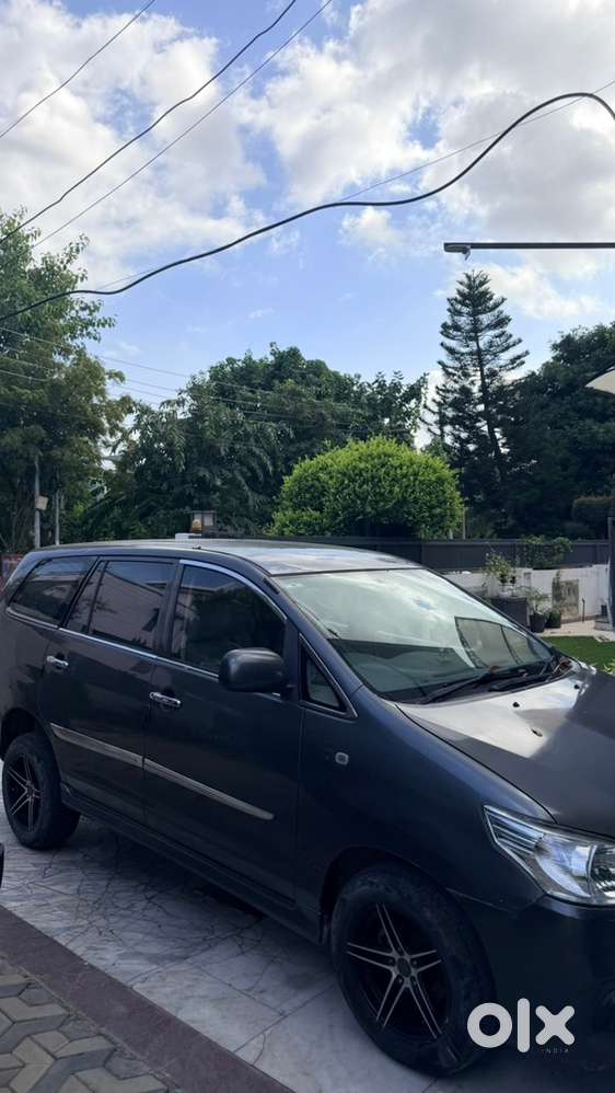 Toyota Innova 2.5 Manual 2013