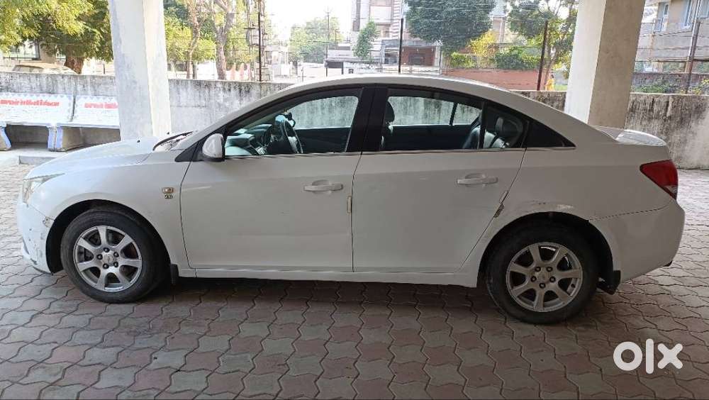 Chevrolet Cruze Ltz 2010 Mt Showroom Condition
