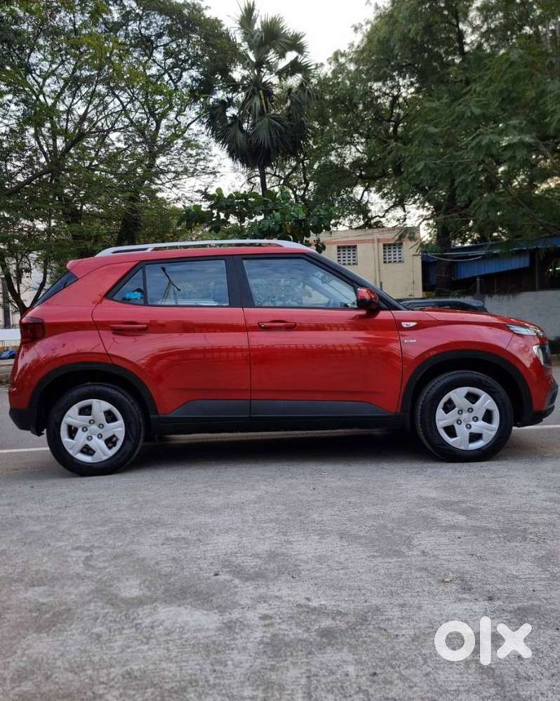 Hyundai Venue S Turbo Dct, 2019, Petrol