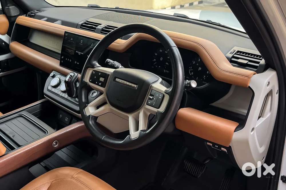Land Rover Defender, 2024, Petrol