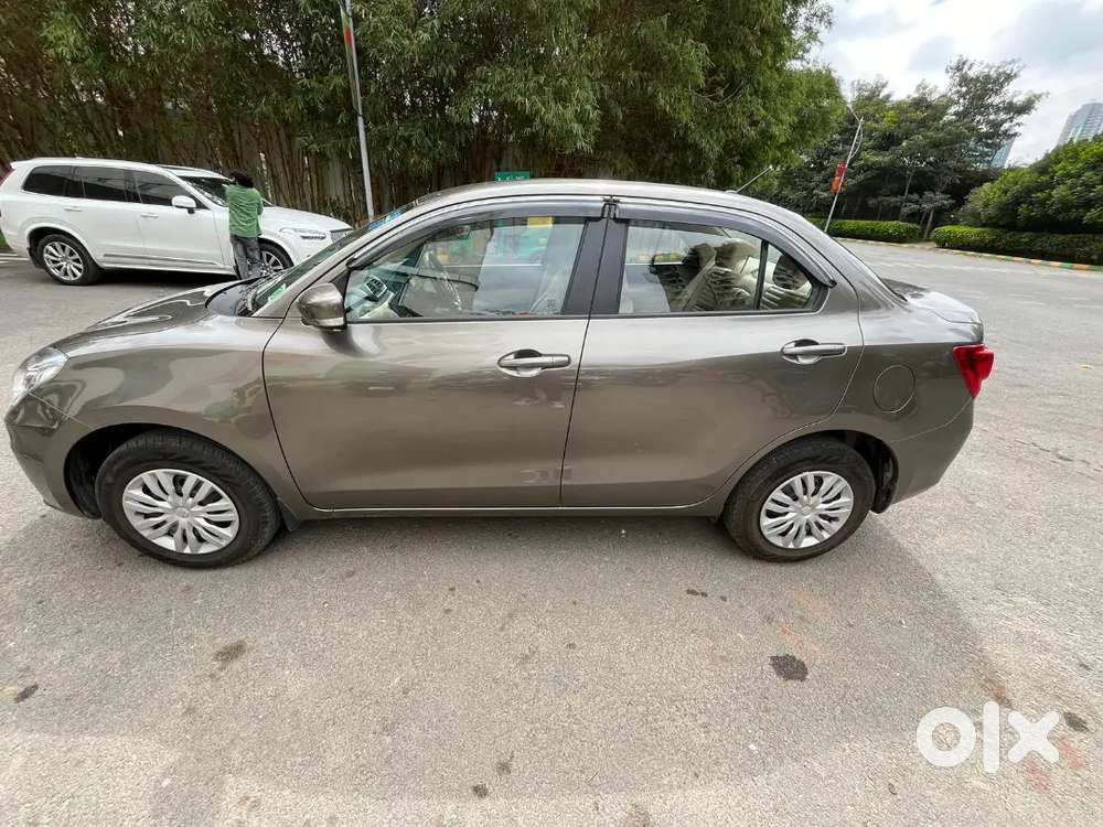 Maruti Suzuki Swift Dzire 2022 Petrol 13850 Km Driven