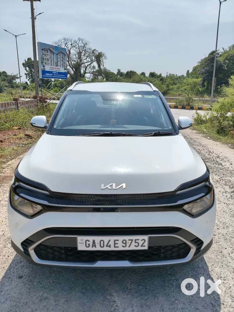 Kia Carens Diesel Manual 1.5 Luxury 2023