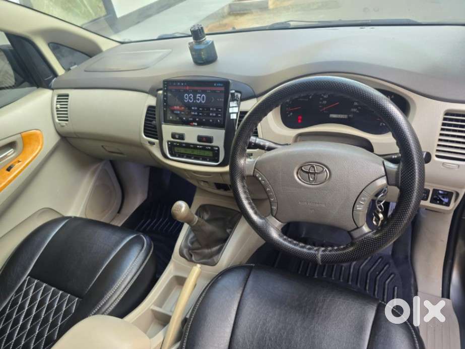 Toyota Innova 2004-2011 2.5 V Diesel 7-seater, 2009, Diesel