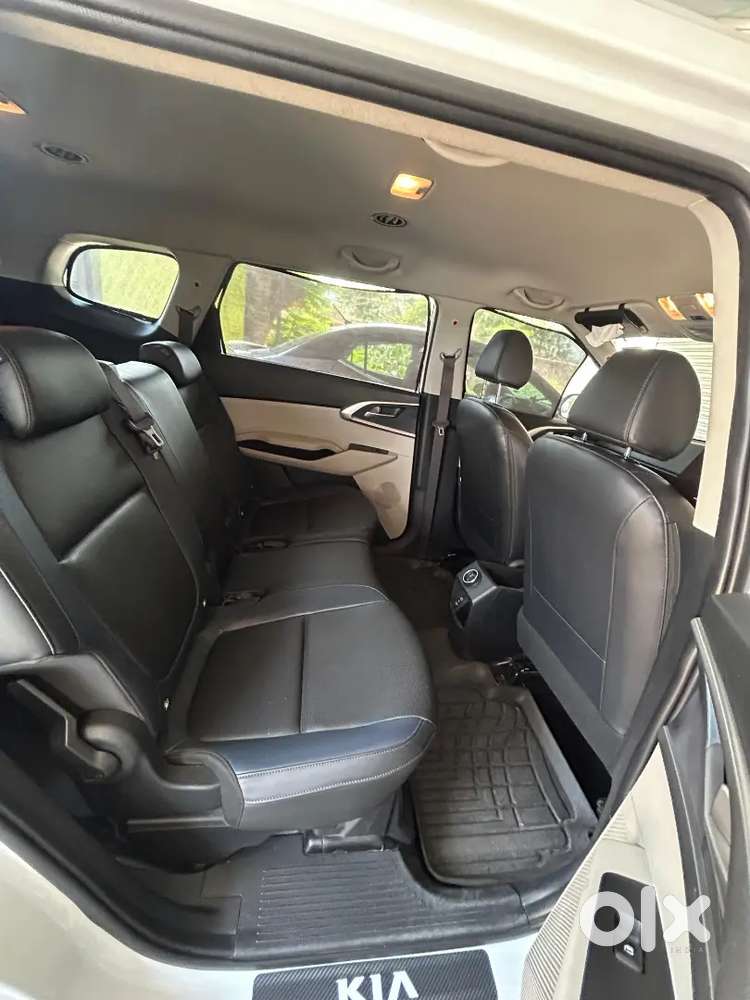 Kia Carens Luxury Diesel Manual 2024