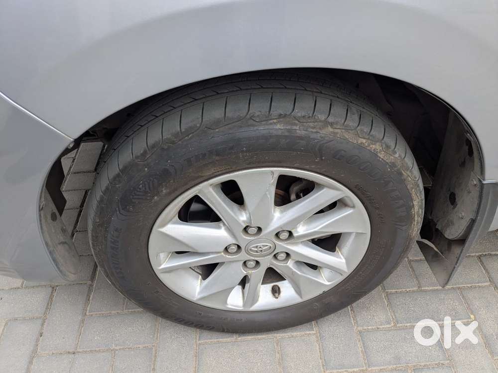 Toyota Innova Crysta [2020-ongoing] 2.4 Gx 7 Str, 2020, Diesel