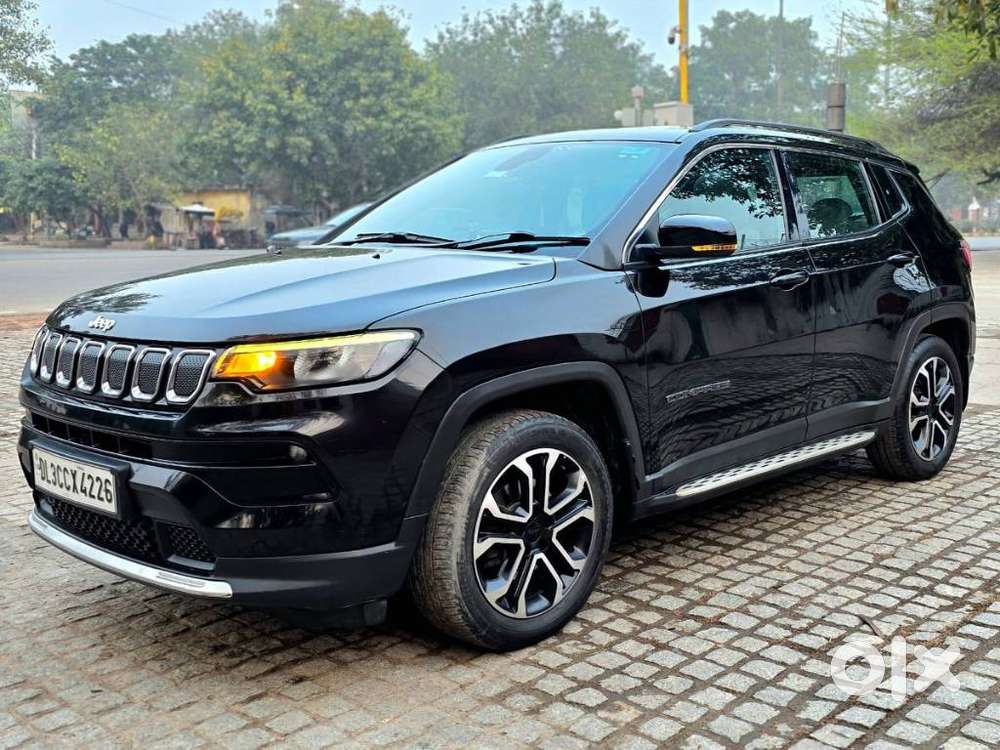 Jeep Compass 2.0 Limited Option Black, 2022, Petrol
