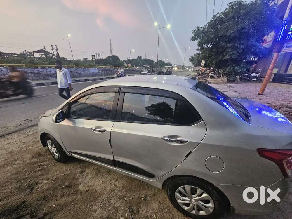 Hyundai Xcent 2015 Diesel Manual 100,000 Km