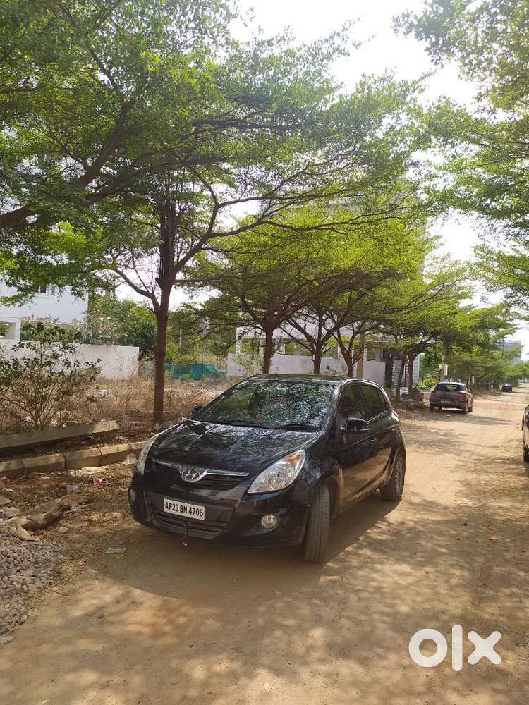 Hyundai I20 2011 Petrol 110000 Km Driven