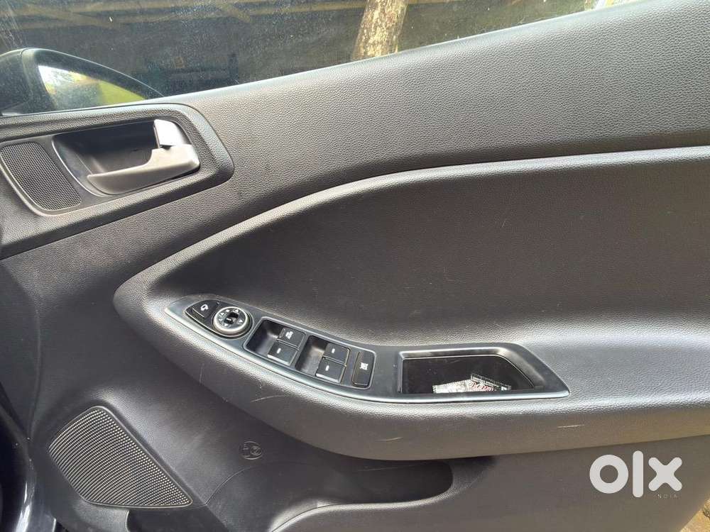 Hyundai I20 Active 2015 Petrol Well Maintained