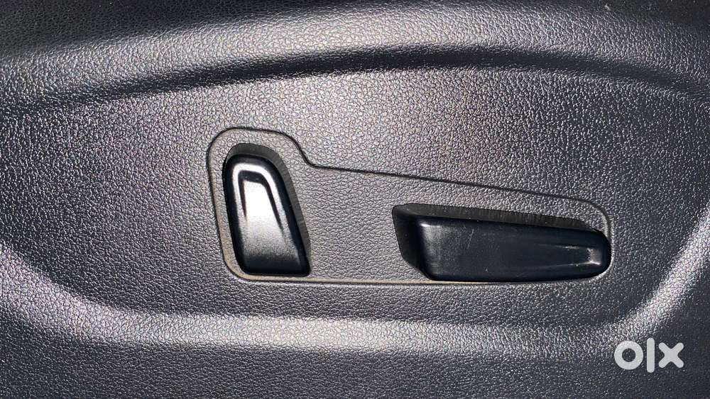 Hyundai Alcazar Platinum, 2022, Petrol