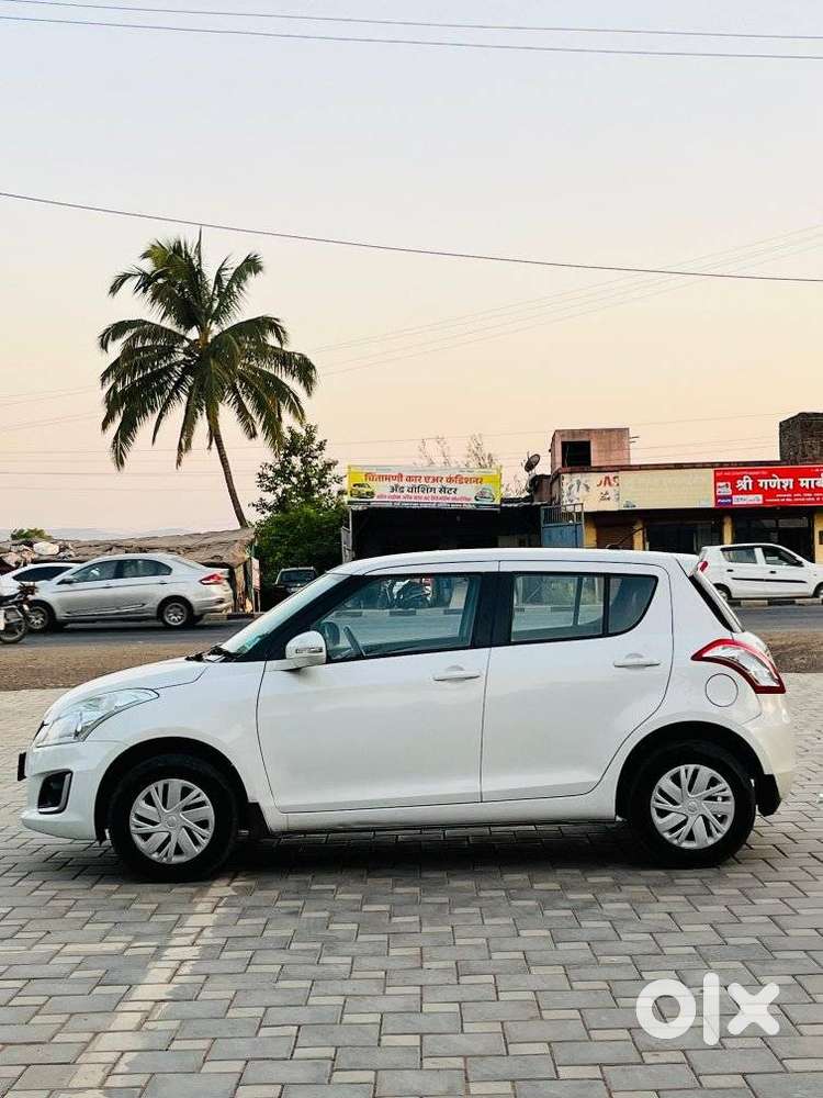 Maruti Suzuki Swift Vxi, 2016, Petrol