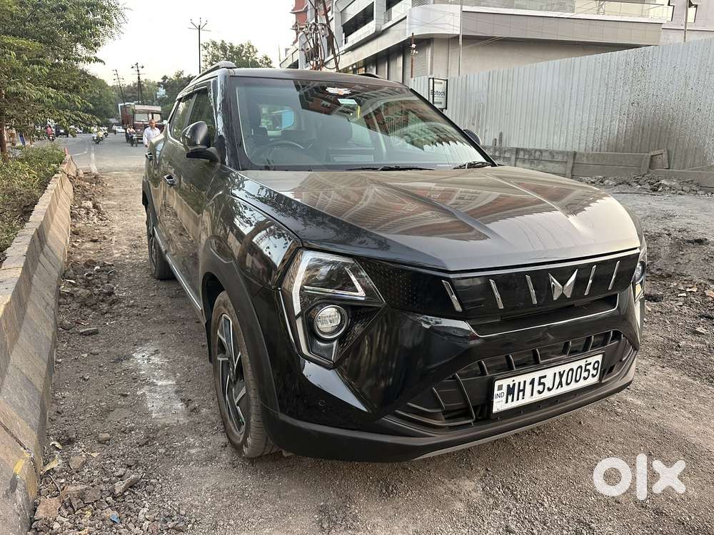 Mahindra Xuv 3xo Ax7 Diesel Mt, 2024, Diesel
