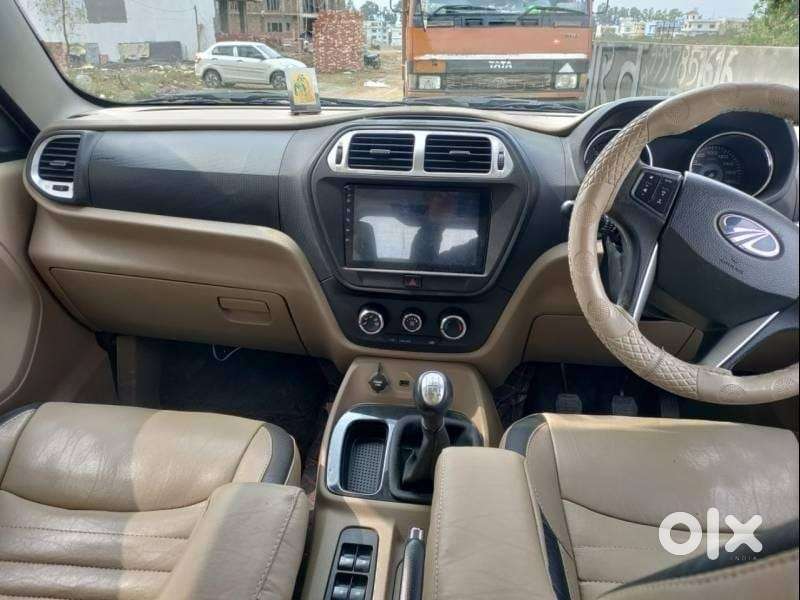 Mahindra Tuv 300 T10, 2018, Diesel