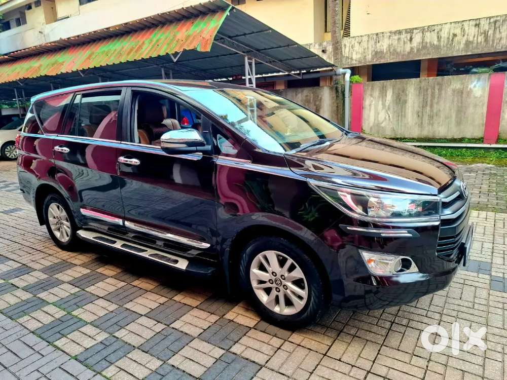 2017 G4 Toyota Innova Crysta, Excelent Condition