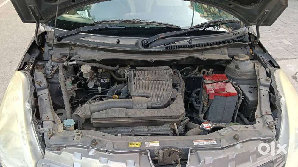 Maruti Suzuki Swift Dzire 1.2 Vxi Bsiv, 2014, Petrol