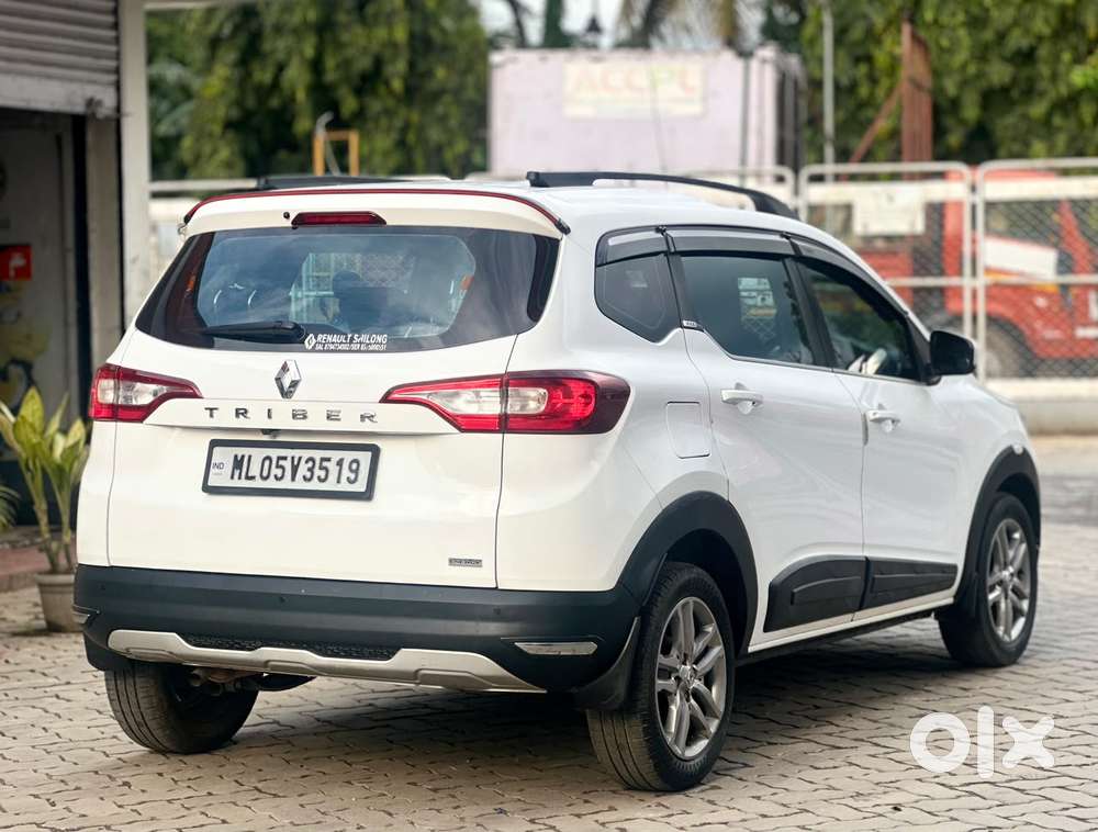 Renault Triber Rxz, 2020, Petrol