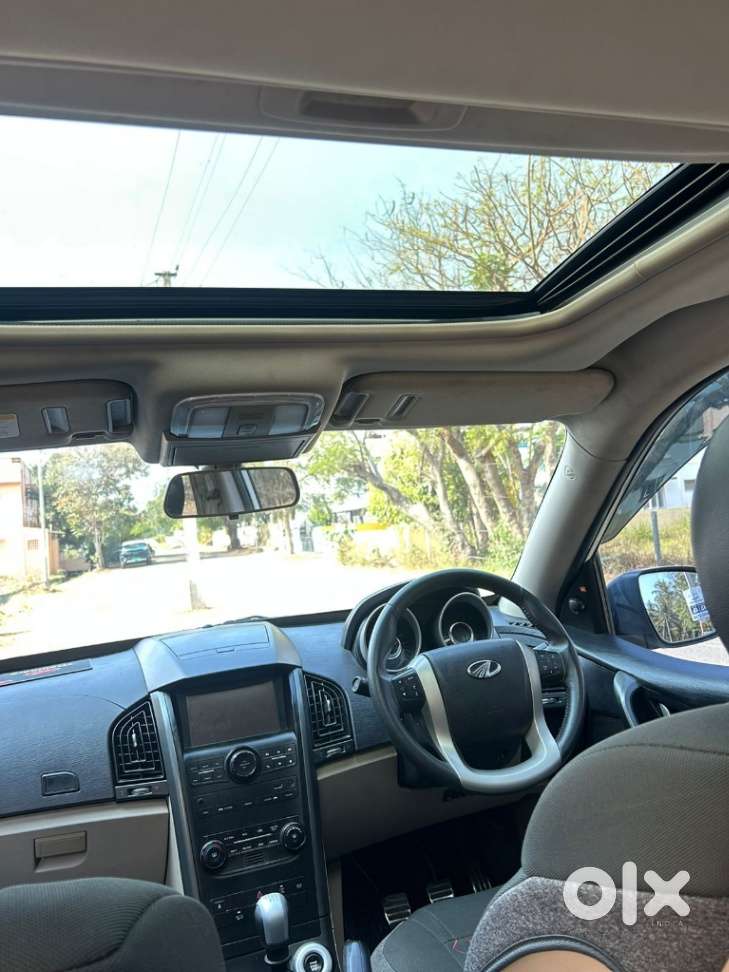 Mahindra Xuv500 W10 Awd, 2018