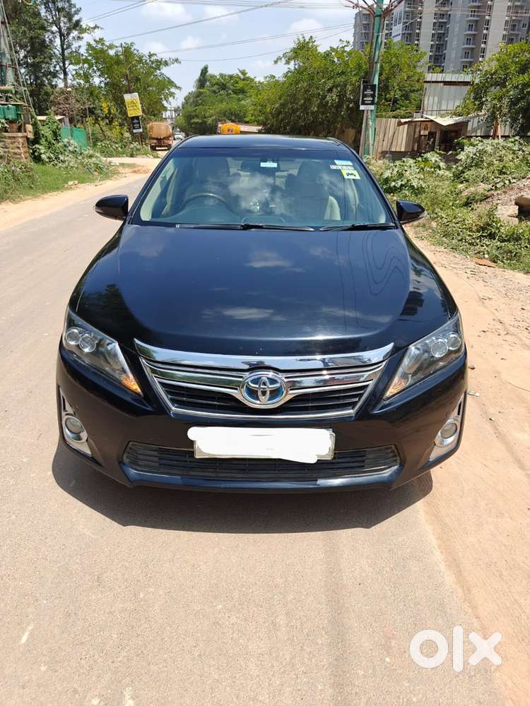 Toyota Camry Hybrid 2014