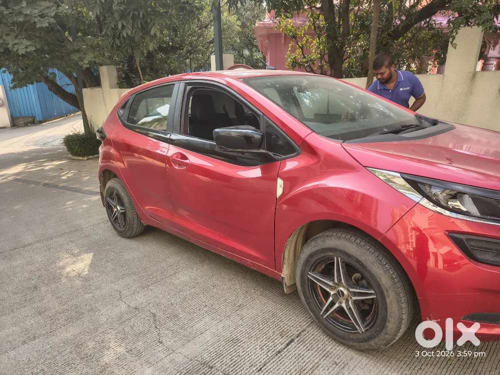 Tata Altroz Xm Petrol 2020