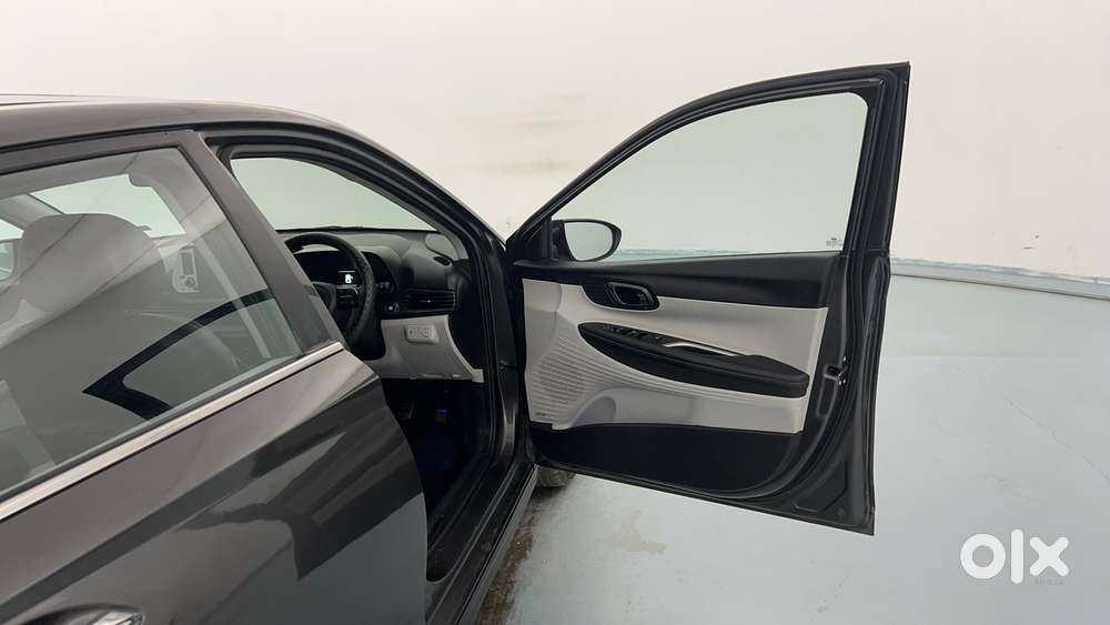 Hyundai New I20 1.2 Asta Mt, 2024, Petrol