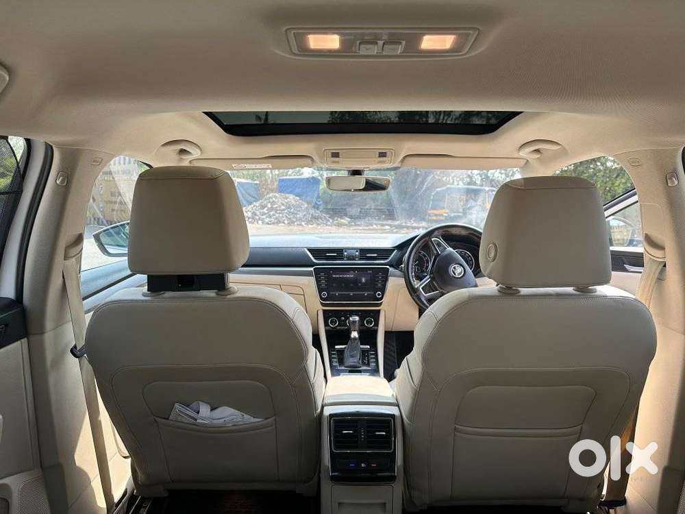 Skoda Superb Style 1.8, 2019, Petrol