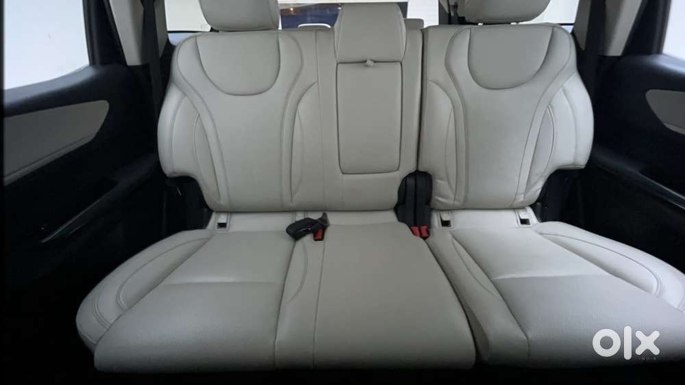 Mahindra Xuv700 2.2 Ax 7 Diesel At Luxury Pack Str, 2022, Diesel