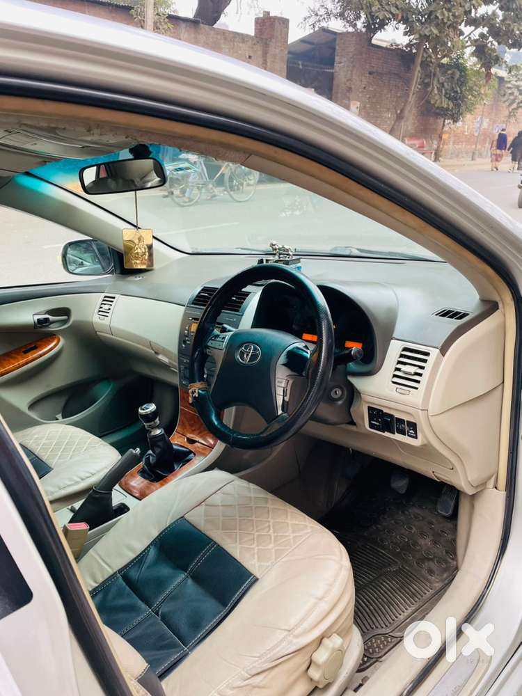 Toyota Corolla Altis 2010 Diesel Well Maintained