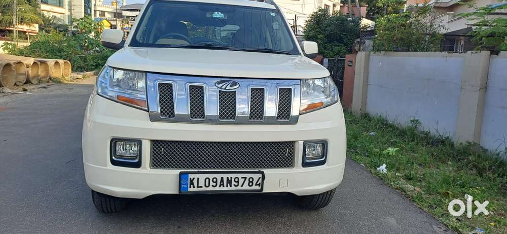 Mahindra Tuv 300 Mhawk100 T8 Amt, 2019, Diesel