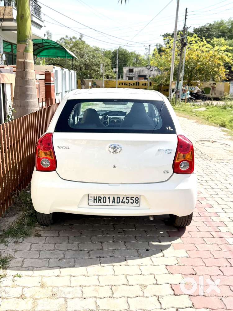 Toyota Etios Liva V Sp*, 2011, Petrol