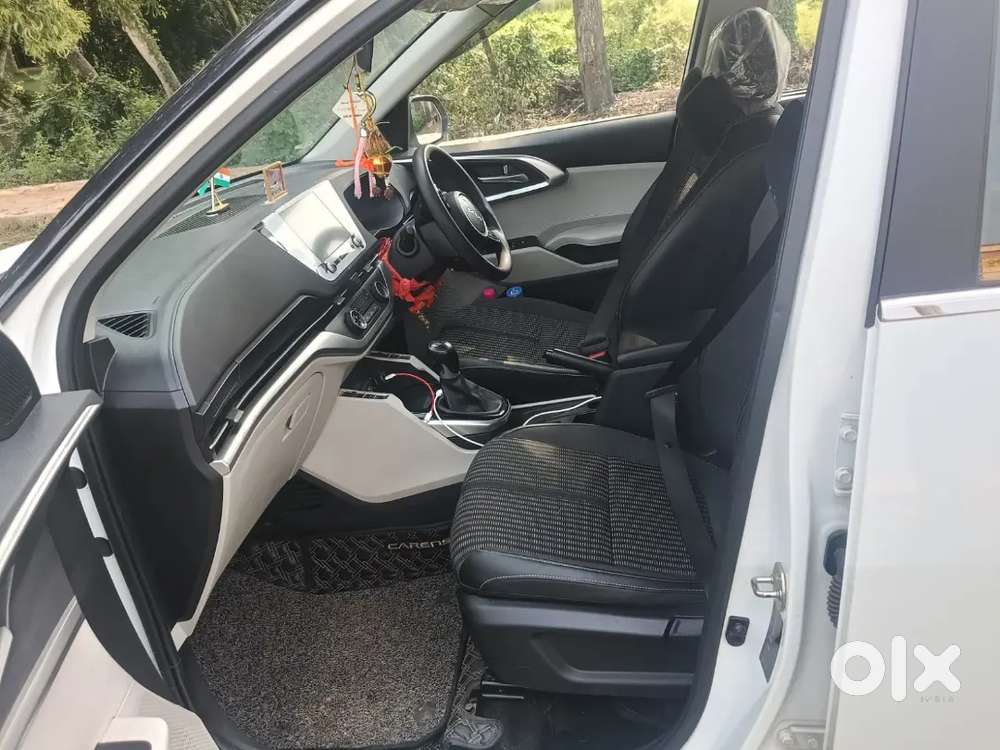 Kia Carens Luxury 2024