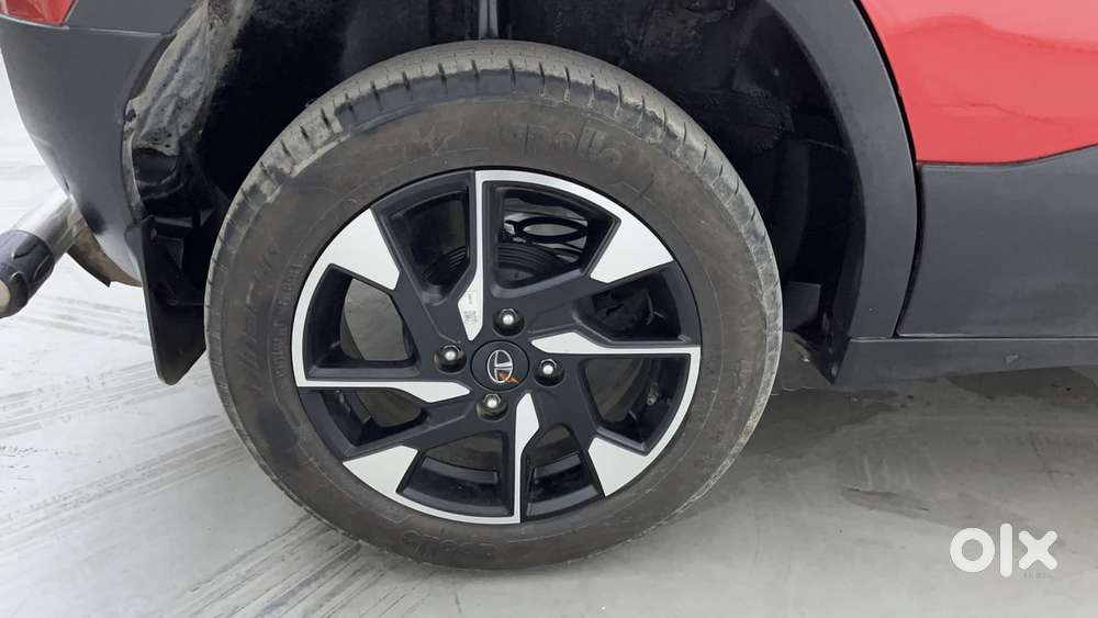 Tata Punch Creative Flagship Dual Tone Mt, 2023, Petrol